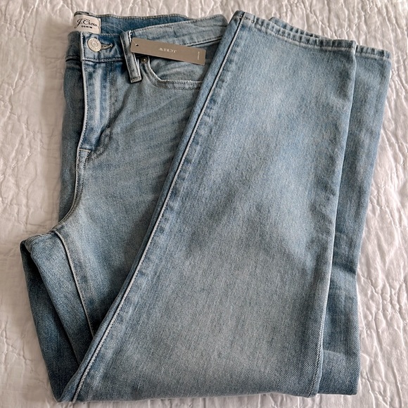 NWT J. Crew Slim Boyfriend Jean in Ocean Surf Wash - Picture 3 of 5